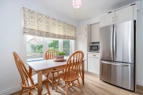 26 Kenny Crescent Barrie ON L4N 6C9