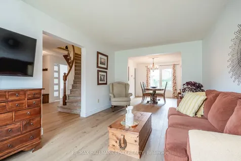 26 Kenny Crescent Barrie ON L4N 6C9