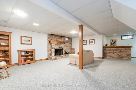 26 Kenny Crescent Barrie ON L4N 6C9