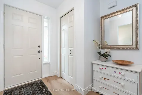 26 Kenny Crescent Barrie ON L4N 6C9