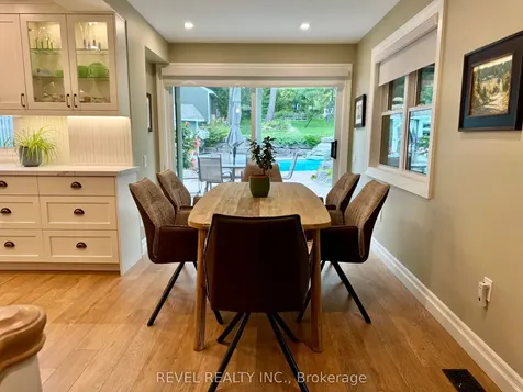 42 Dalton Street Barrie ON L4N 1M3