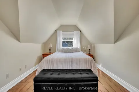 42 Dalton Street Barrie ON L4N 1M3