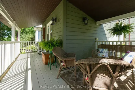 42 Dalton Street Barrie ON L4N 1M3