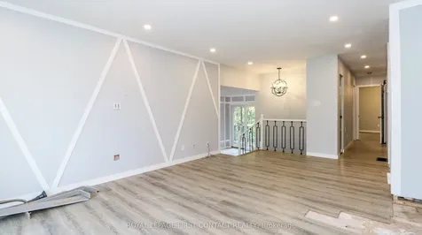 311 Anne Street N Barrie ON L4N 5M7