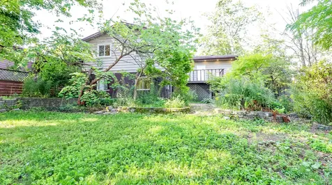 311 Anne Street N Barrie ON L4N 5M7