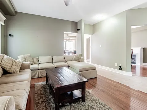 33 Connaught Lane Barrie ON L4M 0A6