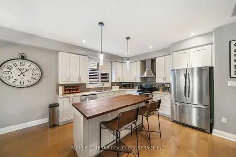 114 Jewel House Lane Barrie ON L4N 0T3