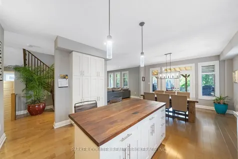 114 Jewel House Lane Barrie ON L4N 0T3