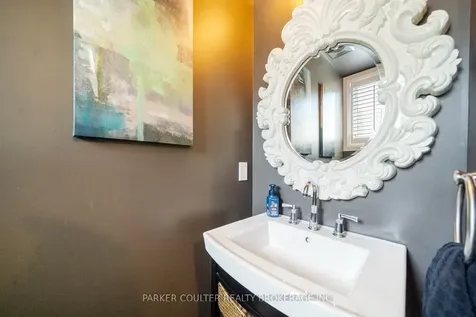 114 Jewel House Lane Barrie ON L4N 0T3