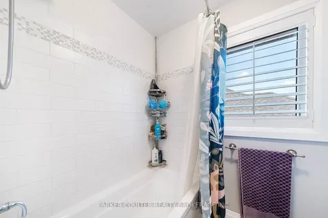 114 Jewel House Lane Barrie ON L4N 0T3