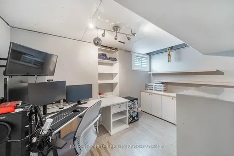 114 Jewel House Lane Barrie ON L4N 0T3