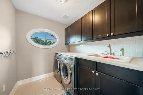 114 Jewel House Lane Barrie ON L4N 0T3