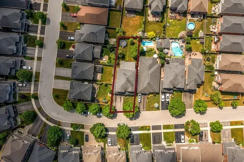 114 Jewel House Lane Barrie ON L4N 0T3