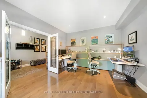 114 Jewel House Lane Barrie ON L4N 0T3