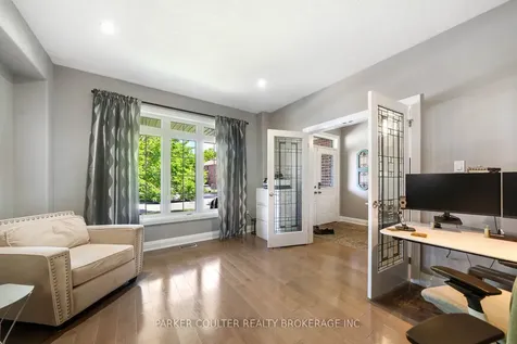 114 Jewel House Lane Barrie ON L4N 0T3