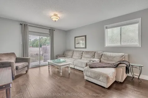 16 Victorway Drive Barrie ON L4N 9K9