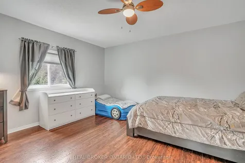 16 Victorway Drive Barrie ON L4N 9K9