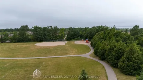 16 Victorway Drive Barrie ON L4N 9K9