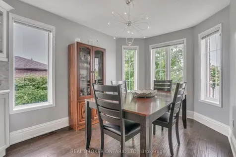 16 Victorway Drive Barrie ON L4N 9K9