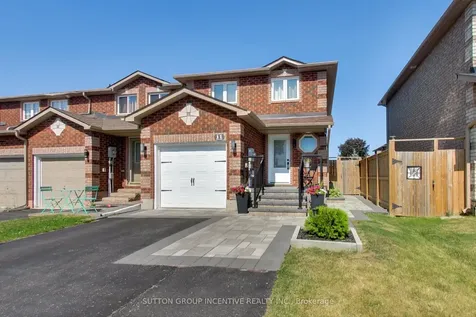 11 Majesty Boulevard Barrie ON L4M 7K1