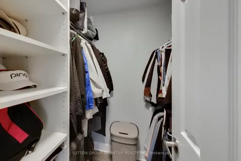 11 Majesty Boulevard Barrie ON L4M 7K1