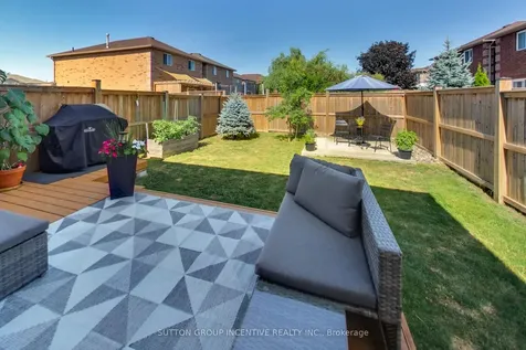 11 Majesty Boulevard Barrie ON L4M 7K1