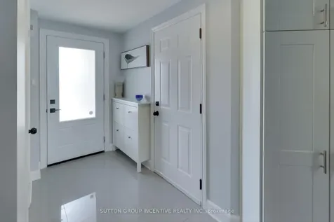 11 Majesty Boulevard Barrie ON L4M 7K1