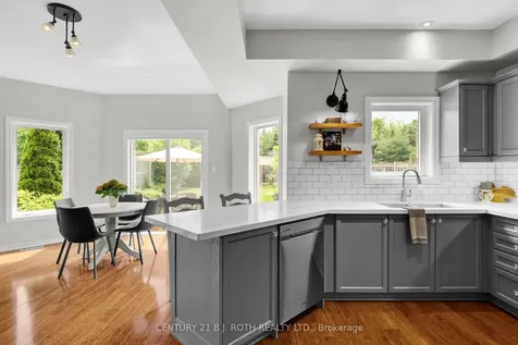 94 Penvill Trail Barrie ON L4N 5S3