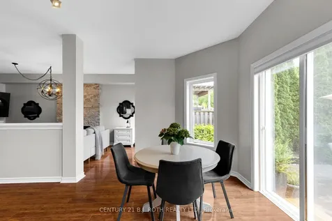 94 Penvill Trail Barrie ON L4N 5S3