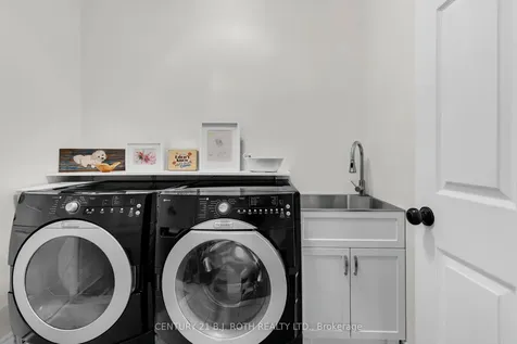 94 Penvill Trail Barrie ON L4N 5S3