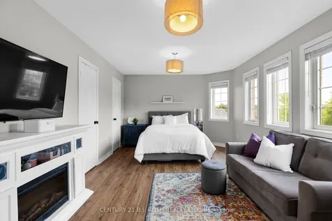 94 Penvill Trail Barrie ON L4N 5S3