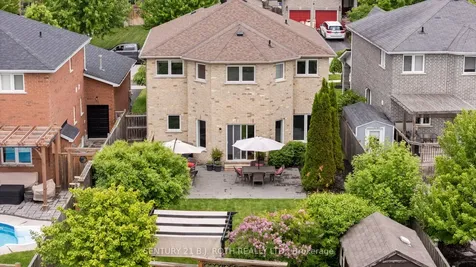 94 Penvill Trail Barrie ON L4N 5S3