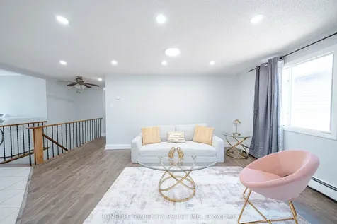 117 Hickling Trail Barrie ON L4M 5T7