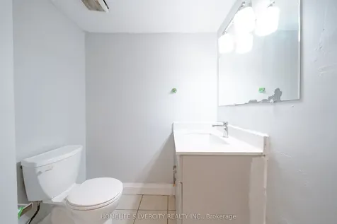 117 Hickling Trail Barrie ON L4M 5T7