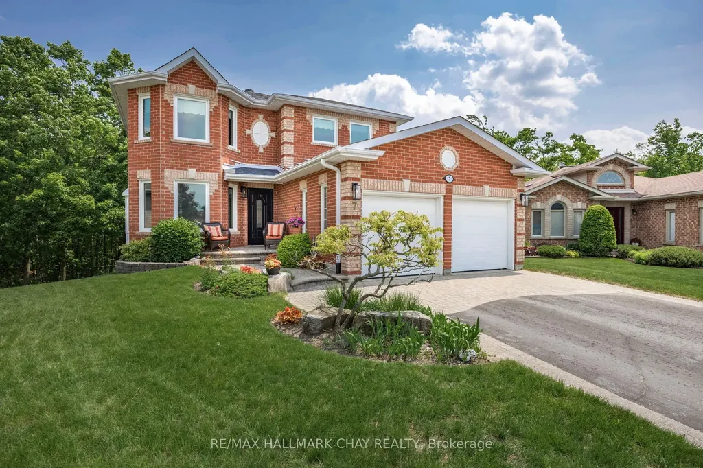 7 Maw Court Barrie ON L4N 7X7