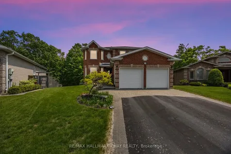 7 Maw Court Barrie ON L4N 7X7