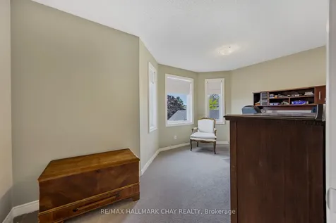 7 Maw Court Barrie ON L4N 7X7