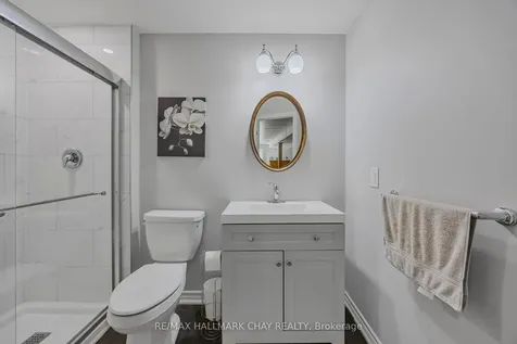 7 Maw Court Barrie ON L4N 7X7