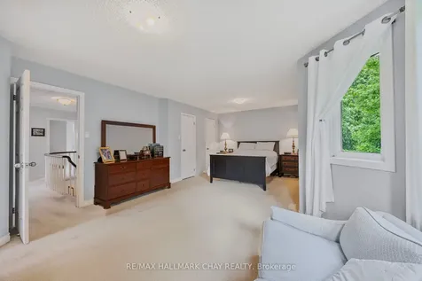 7 Maw Court Barrie ON L4N 7X7
