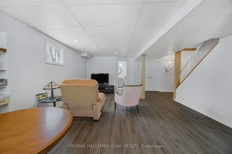 7 Maw Court Barrie ON L4N 7X7