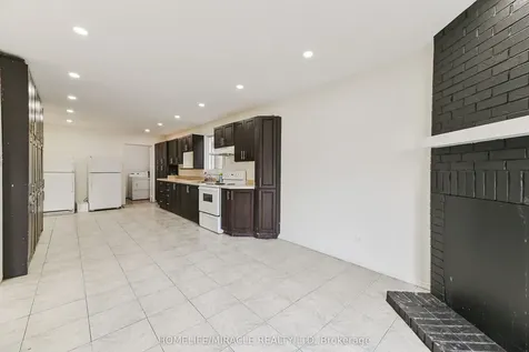 40 Blair Crescent Barrie ON L4M 5Y6