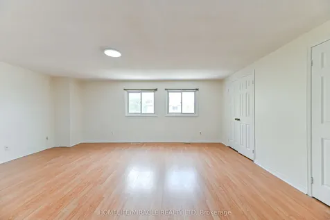 40 Blair Crescent Barrie ON L4M 5Y6