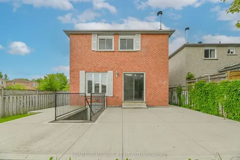 40 Blair Crescent Barrie ON L4M 5Y6