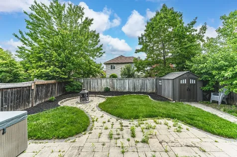 35 Birkhall Place Barrie ON L4N 0K5