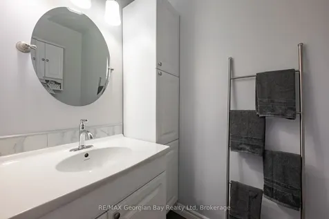 160 Griffin Street Midland ON L4R 5A7