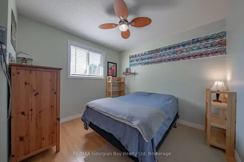 160 Griffin Street Midland ON L4R 5A7