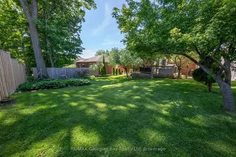 160 Griffin Street Midland ON L4R 5A7