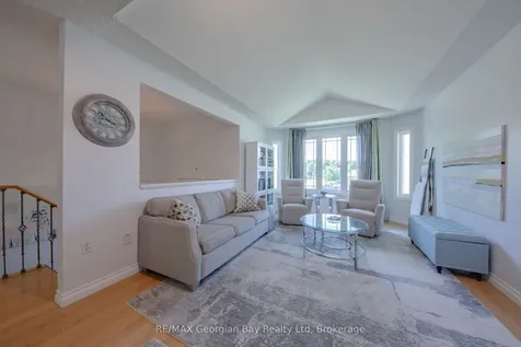 160 Griffin Street Midland ON L4R 5A7