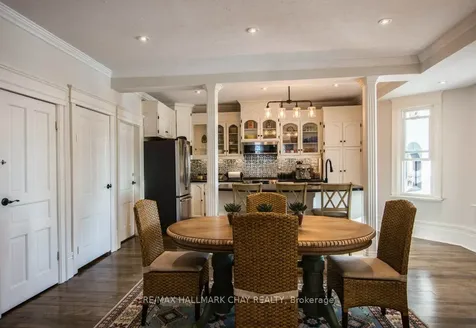 36 Shanty Bay Road Barrie ON L4M 1C8