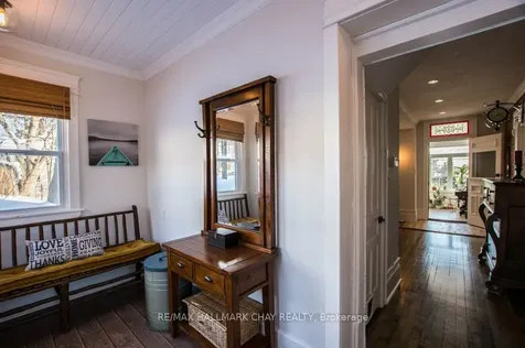 36 Shanty Bay Road Barrie ON L4M 1C8